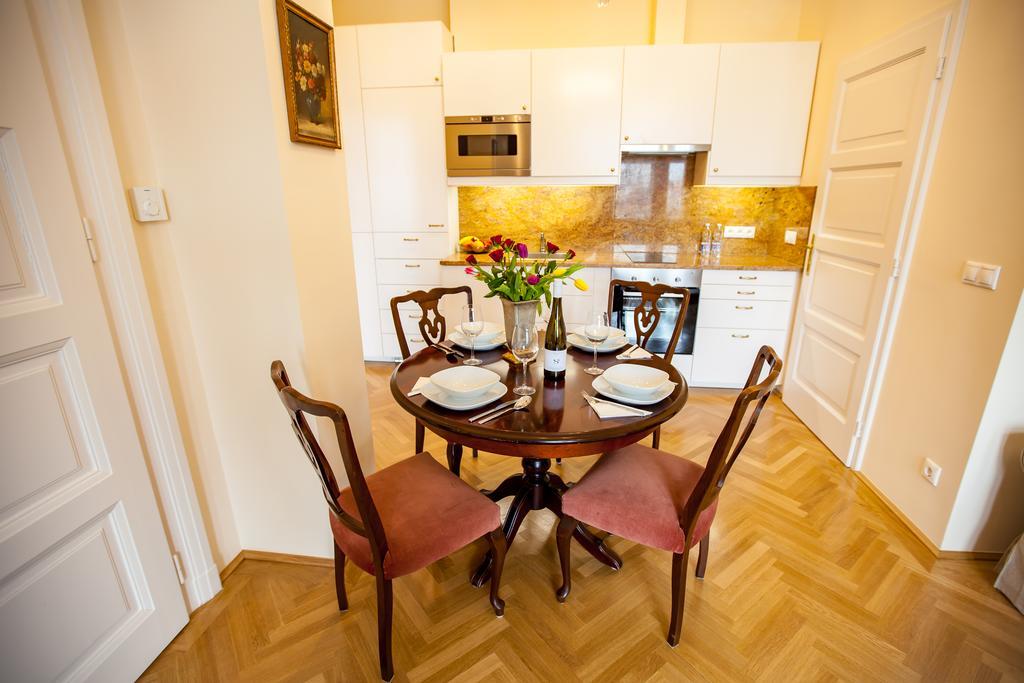 Schieszl Apartments 2 Budapest Kültér fotó